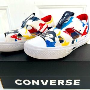 Little boys sandals Converse 12C